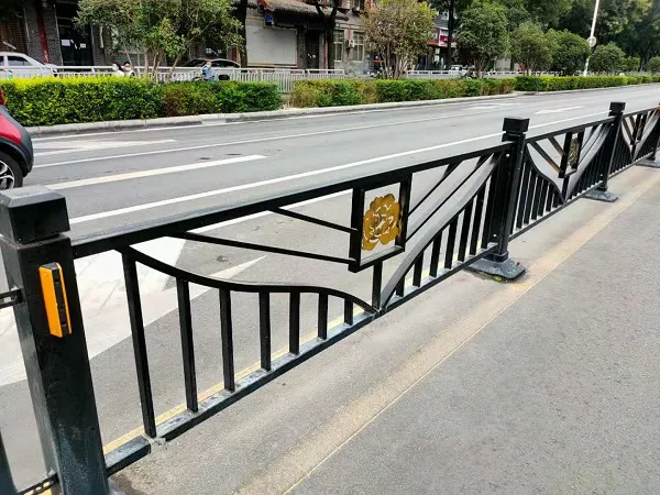 道路护栏